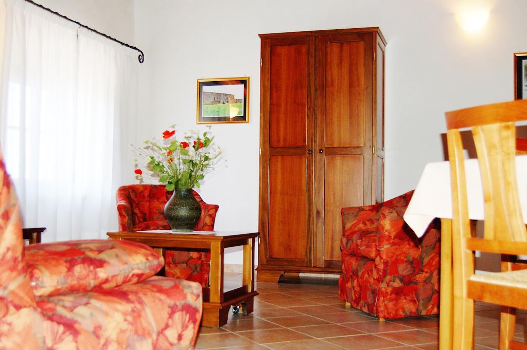 Aparthotel Le Valli à Pomarance Extérieur photo
