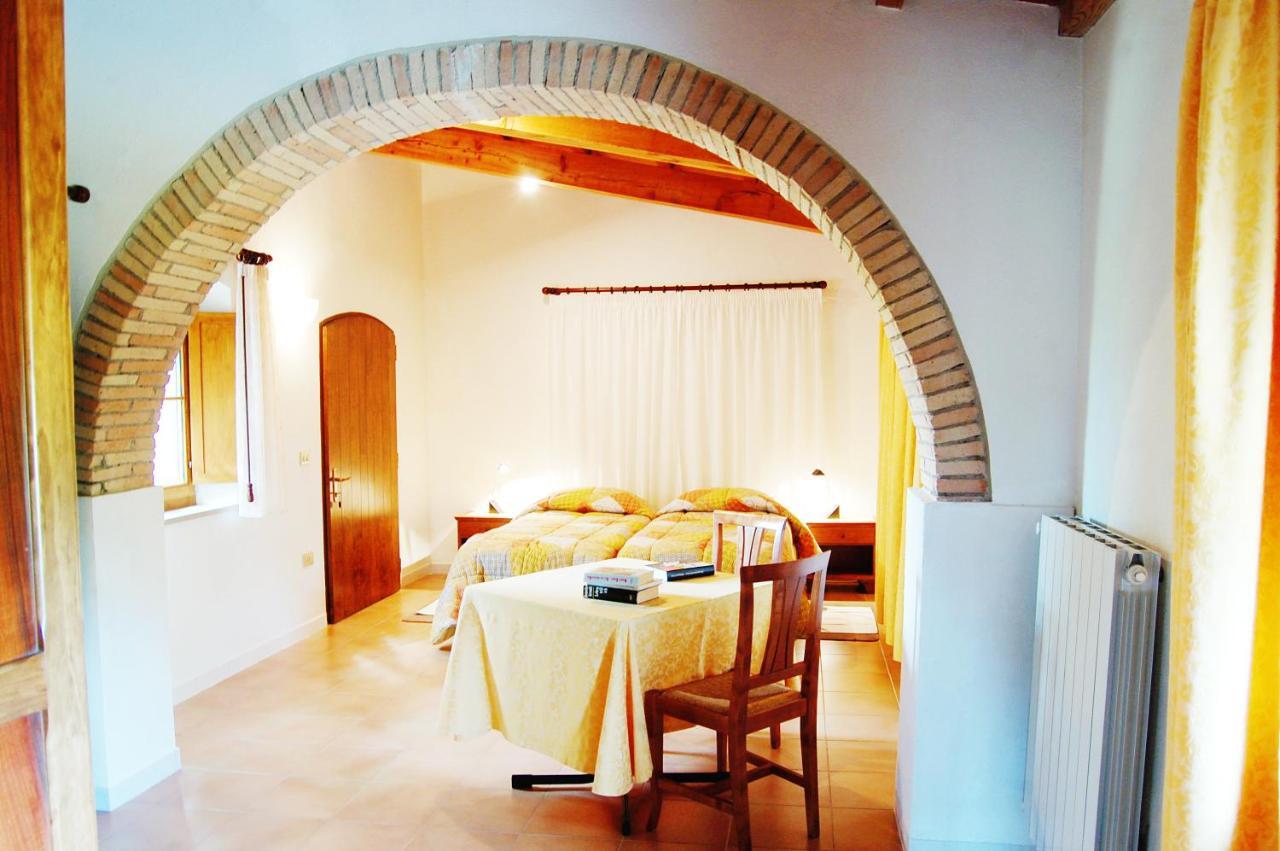 Aparthotel Le Valli à Pomarance Chambre photo